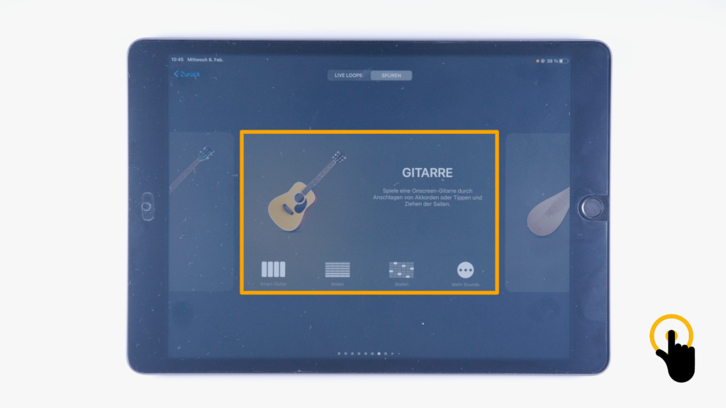 Ein iPad: GarageBand geöffnet: Sound-Übersicht zeigt Gitarre. 