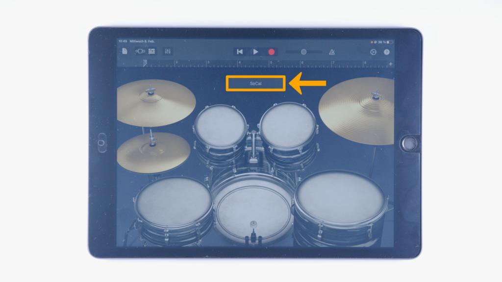 Ein iPad: Schlagzeug ist geöffnet: SoCal ist markiert, obere Mitte des Bildschirms - über dem Schlagzeug.
