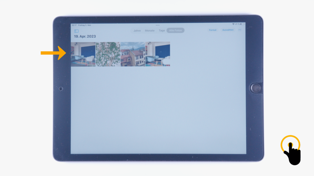 (iPad:) Fotos-App geöffnet: Alle Fotos werden angezeigt. 