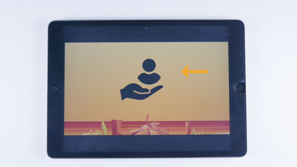 Tablet mit orangem Hintergrund. Symbol einer Hand, die eine stilisierte Person trägt. Ein gelber Pfeil zeigt von rechts auf die Person.